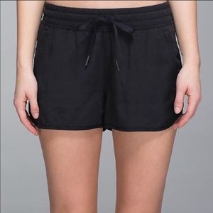 Lululemon Tencel Varsity Black Shorts 4”